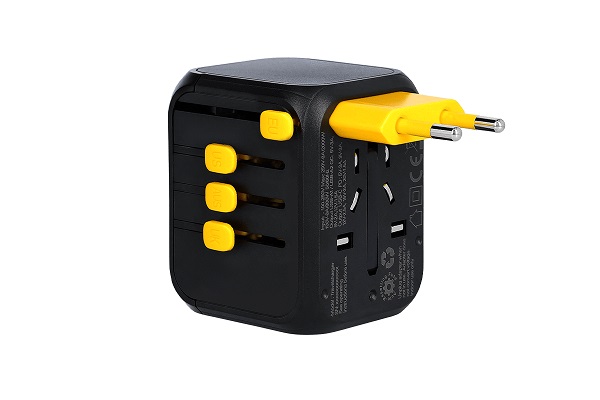 Waka Waka World Travelcharger 1 Waka Waka wereldstekker